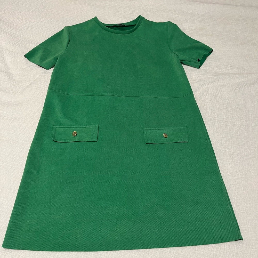 Short sleeve shift Zara green dress, size M